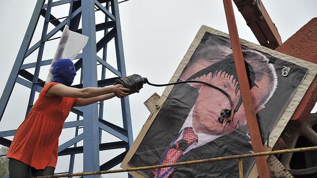 Vuelven las Pussy Riot en un vídeo contra la industria petrolera rusa